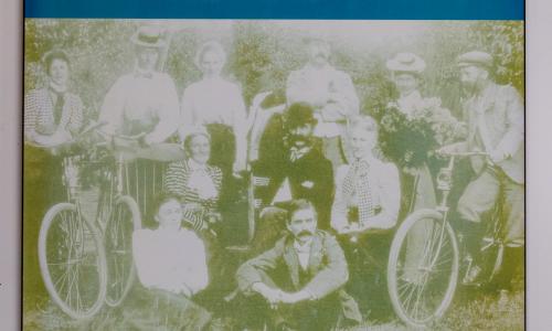 "Headingley Pioneers, Past & Present - A Historic Look at Life in Headingley, Mantioba" 