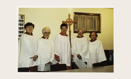 1999 Choir: Phyllis Bloom, Sheila Haxby, Richard Goerzen, Millicent Cox, and Vivienne Pearn 